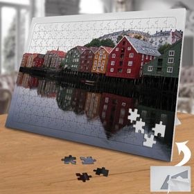 74867 Sahil Kenarında Rengarenk Evler 240 Parça Puzzle Yapboz