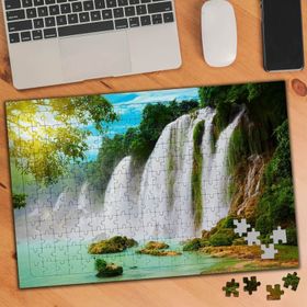 74897 Yeşil Doğada Akan Şelale 240 Parça Puzzle Yapboz