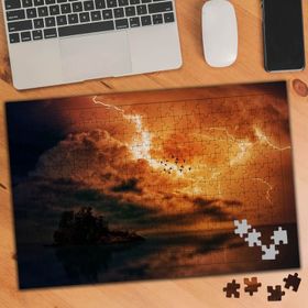 74943 Denizde Ada Parçası Bulutlu Hava 240 Parça Puzzle Yapboz