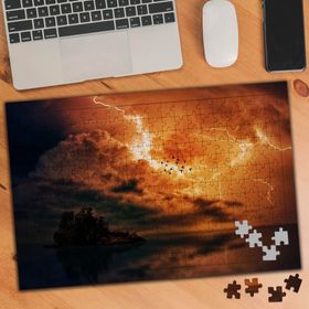 74943 Denizde Ada Parçası Bulutlu Hava 240 Parça Puzzle Yapboz