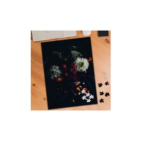 75009 Siyah Zeminde Çeşitli Çiçekler 240 Parça Puzzle Yapboz