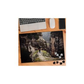 75216 Dağ Gezisine Çıkan Kadın 240 Parça Puzzle Yapboz