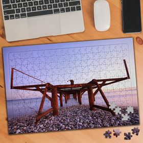 75264 Demir İskele ve Çakıl Taşları 240 Parça Puzzle Yapboz