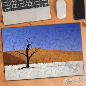 75342 Çölde Kurumuş Ağaçlar Mavi Gökyüzü 240 Parça Puzzle Yapboz