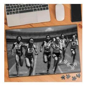 75457 Koşu Maratonunda Kadın Sporcular 240 Parça Puzzle Yapboz