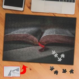 764E3 Ayraçla Ayrılmış Kitap 240 Parça Puzzle Yapboz Tablo