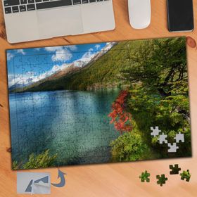 781 Yeşil Dağın Kenarında Deniz 240 Parça Puzzle Yapboz Tablo