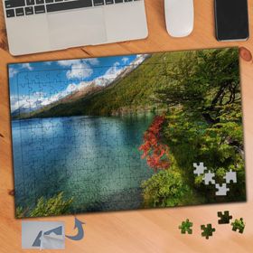 781 Yeşil Dağın Kenarında Deniz 240 Parça Puzzle Yapboz Tablo
