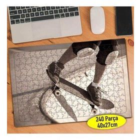 79322983 Kaykay Süren Sporcu Ayaklar 240 Parça Puzzle Yapboz