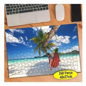 79824499 Palmiye Ağacı Tatil Yapan İnsan 240 Parça Puzzle Yapboz