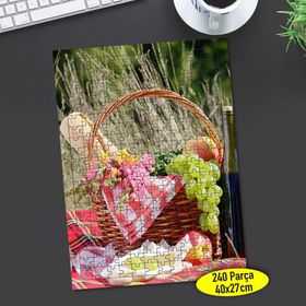 81282249 Piknik Alanında Meyve Sepeti 240 Parça Puzzle Yapboz