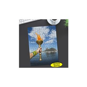 83995181 Denize Karşı Meşaleli İnsan 240 Parça Puzzle Yapboz