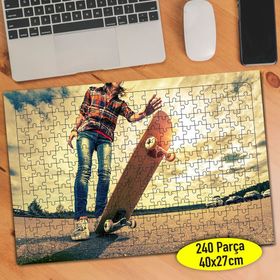 85109397 Kaykay Süren Maceracı Genç Kız 240 Parça Puzzle Yapboz