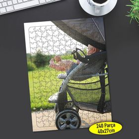86761019 Parkta Bebek Arabası 240 Parça Puzzle Yapboz