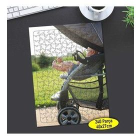 86761019 Parkta Bebek Arabası 240 Parça Puzzle Yapboz