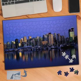 905 Denize Yansıyan Yüksek Binalar 240 Parça Puzzle Yapboz Tablo
