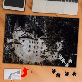 9051 Dağdaki Ev Ağaçlar Kayalıklar 240 Parça Puzzle Yapboz Tablo