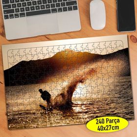 9078270 Denizde Sörf Yapan Sporcu 240 Parça Puzzle Yapboz