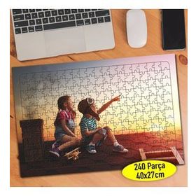 9237 Çatıdan Manzarayı İzleyen Çocuklar 240 Parça Puzzle Yapboz