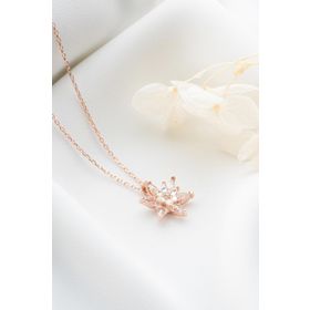 925 Ayar Gümüş Beyaz Lotus Çiçeği Kolye