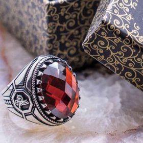 925 Ayar Gümüş Kırmızı Zirkon Taşlı Osmanlı Tuğrası Detaylı Yüzük