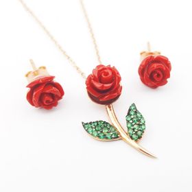925 Ayar Rose Gümüş Yeşil Yapraklı Sedef Gül Kolye Küpe Seti