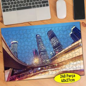 94987044 Işıklı Şehir Plazaları 240 Parça Puzzle Yapboz