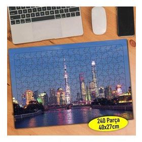 95064091 Işıklı Şehir Plazaları 240 Parça Puzzle Yapboz