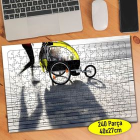 97 Bebek Arabasıyla Yürüyüş Yapan Anne 240 Parça Puzzle Yapboz