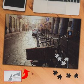 970990 Bisiklet Park Yeri Şehir 240 Parça Puzzle Yapboz Tablo