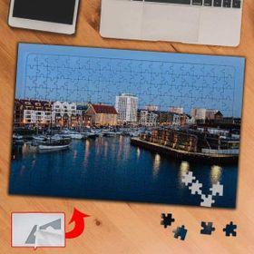 A0979 Şehirde Kıyı İskele Gemiler 240 Parça Puzzle Yapboz Tablo