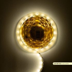 ACK Üç Çip 60 Ledli 4000 K Ilık Beyaz 15 Lümen 12 V 14.4 W 5 m Şerit Led
