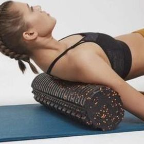 Actifoam Siyah 30 cm Orta Sert Tırtıklı Masaj Rulosu Foam Roller