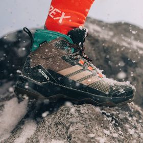 Adidas JH7807 Terrex Skychaser AX5 Mid Gore-Tex Climawarm+ Hiking Kadın Yürüyüş Ayakkabısı