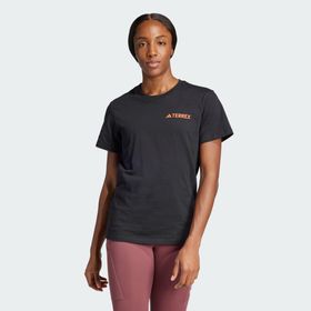 Adidas JJ1610 Terrex Graphic Hiking Kadın T-shirt