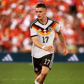 Adidas JN2066 Germany 26 Authentic İç Saha Erkek Futbol Forma