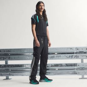 Adidas KE5478 Mercedes Amg Petronas Formula 1 Team Training Mekaniker Erkek Eşofman Altı