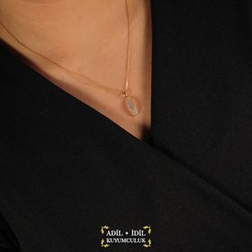 Adilidil Sıralı Taşlı Kolye