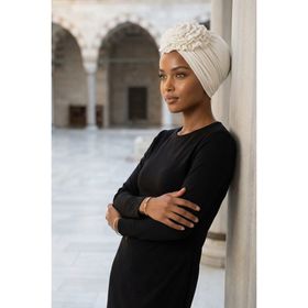 Aisha's Design B-21 Krem Güllü Penye Bone