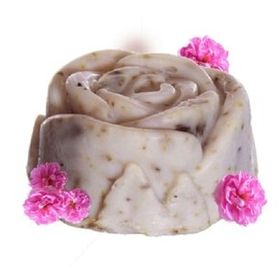 Akita 100 gr Doğal El Yapımı Güllü Ballı Sabun