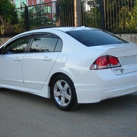 Aksoy Tuning Honda Civic Fd6 Bagaj Üstü Beyaz Boyalı Spoiler