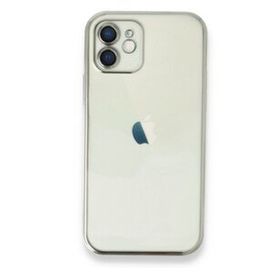 Alan Şanslı iPhone 12 Gümüş Razer Lensli Silikon Kılıf