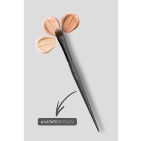 Alix Avien Brush Concealer