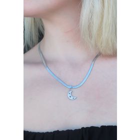 AlyaStore 316L Kararmaz Çelik Gümüş Renk İtalyan Zincirli Hilal Model Kadın Kolye