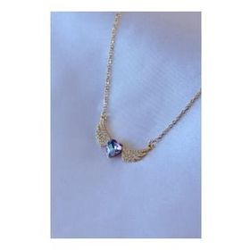 Amazeus 316L Çelik Gold Renk Zirkon Taş Kanatlı Kristal Kalpli Model Kadın Kolye