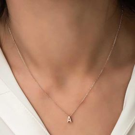 Amazeus 925 Ayar Rose 3 Boyutlu A Harf Kadın Gümüş Kolye