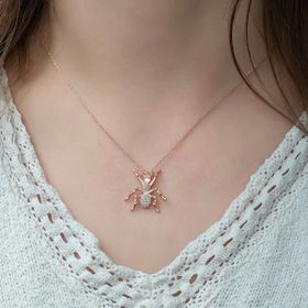 Amazeus 925 Ayar Rose Örümcek Kadın Gümüş Kolye