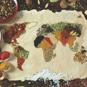 Anatolian Baharatlı Dünya Haritası 1000 Parça Puzzle