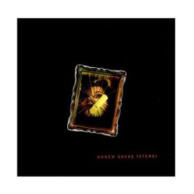 ANNEM SAVAŞ İSTERDİ - KOLEKTIF