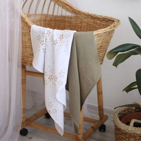 Arba Baby Organik %100 Pamuk Yenidoğan Haki Yeşili ve Yıldız Temalı Müslin Seti